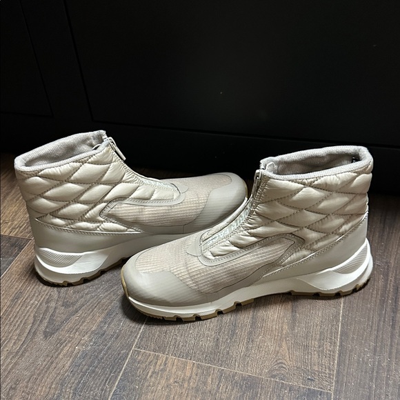 The North Face Thermoball Progressive Zip 2 Waterproof Booties Size 7 NWOT - Picture 6 of 16